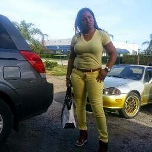 Meet your Posher, Leonie